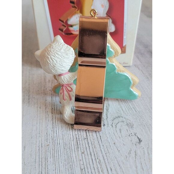 Hallmark 2002 baking memories ornament Xmas - Picture 7 of 9